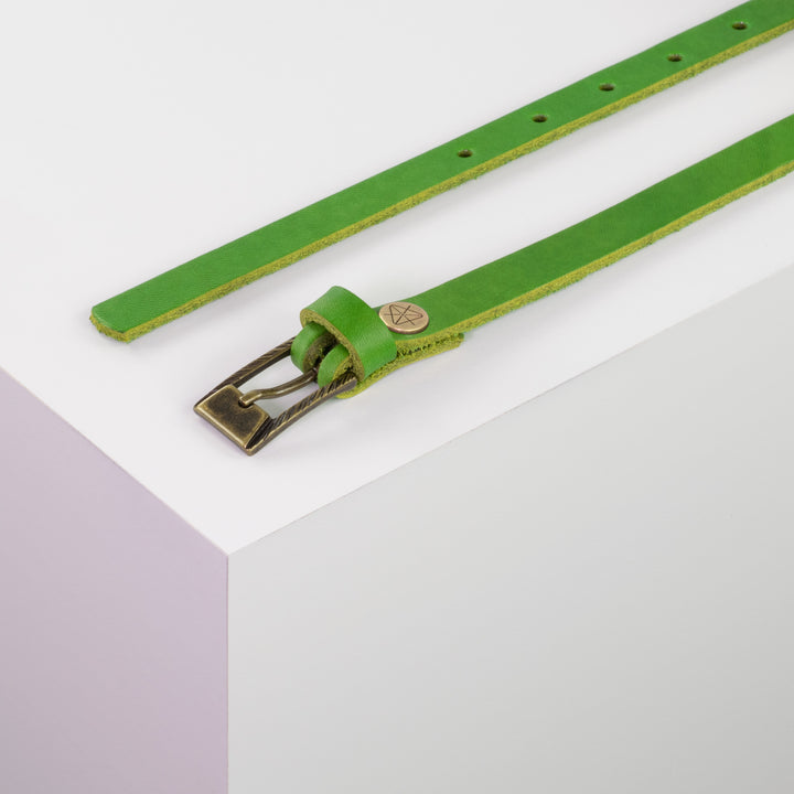Ledergürtel 1,5cm mit Schnalle Kairo messing apfelgrün ohne Muster