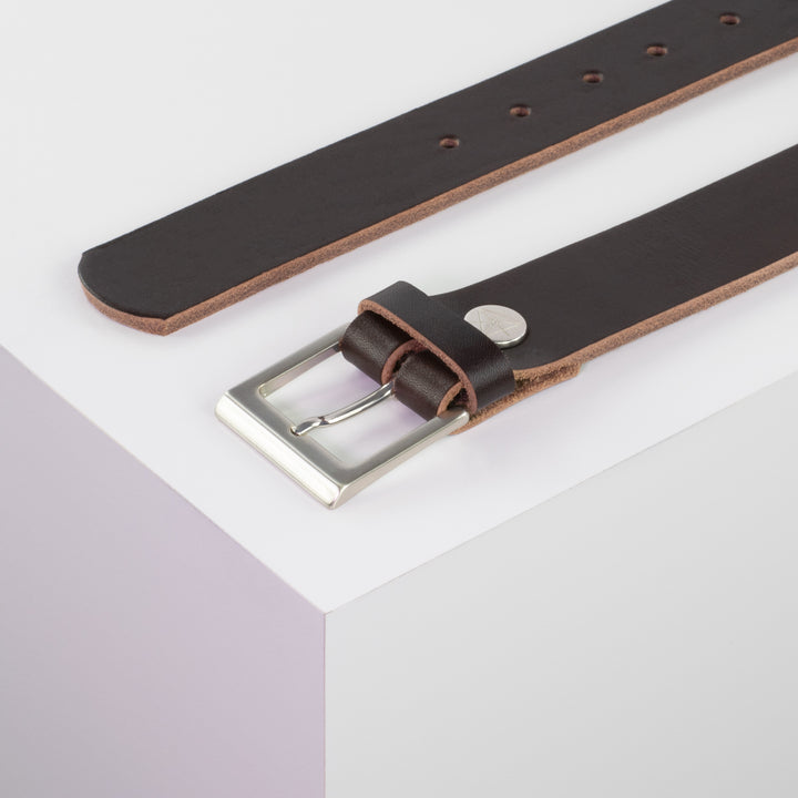 Ledergürtel 3,5cm mit Schnalle Helsinki silber glänzend dunkelbraun ohne Muster