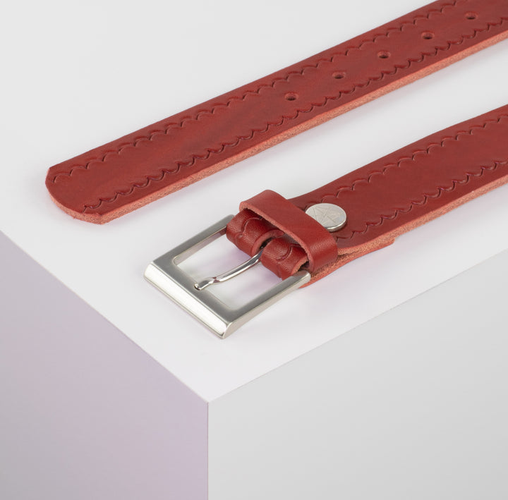 Ledergürtel 3,5cm mit Schnalle Helsinki silber glänzend rot kleine Welle