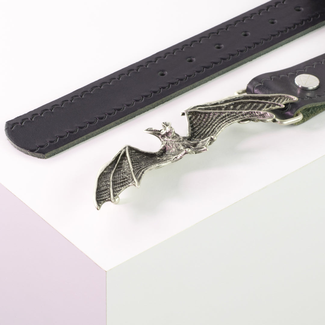 Ledergürtel 4cm mit Schnalle Fledermaus navi kleine Welle