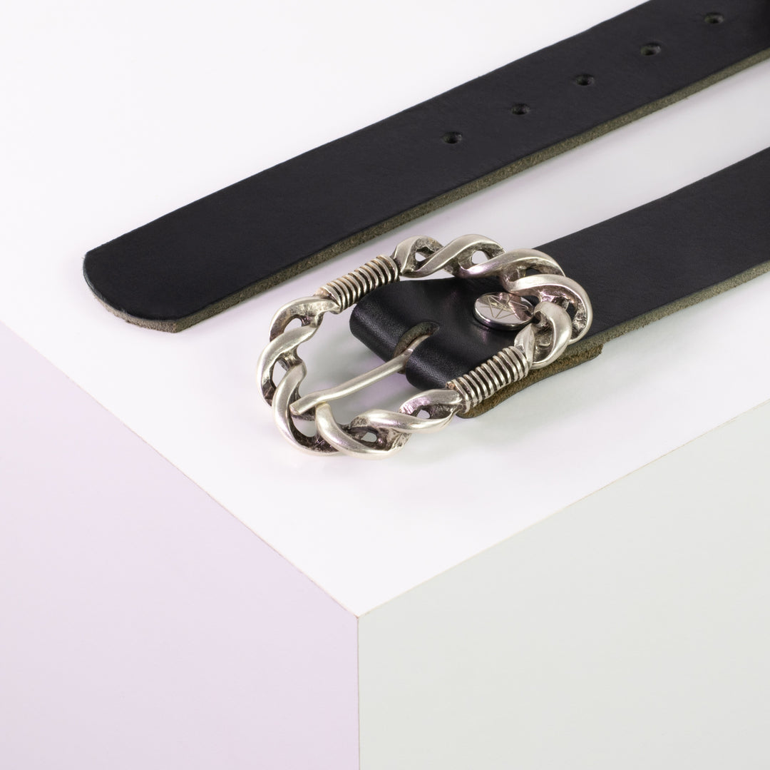 Ledergürtel 4cm mit Schnalle Gewickelter Knoten silber schwarz ohne Muster