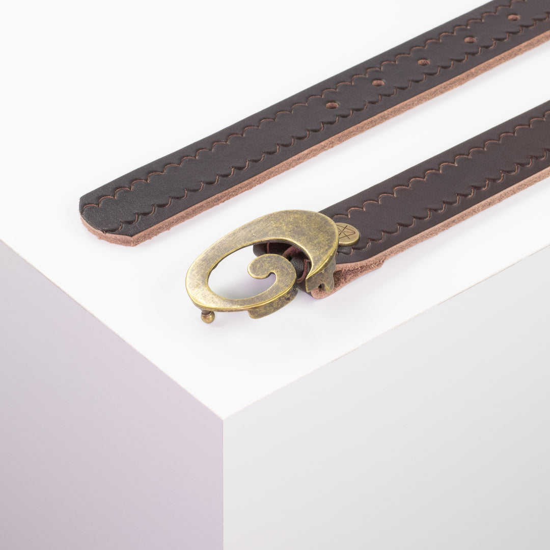 Ledergürtel 3cm mit Schnalle Schnecke messing dunkelbraun kleine Welle