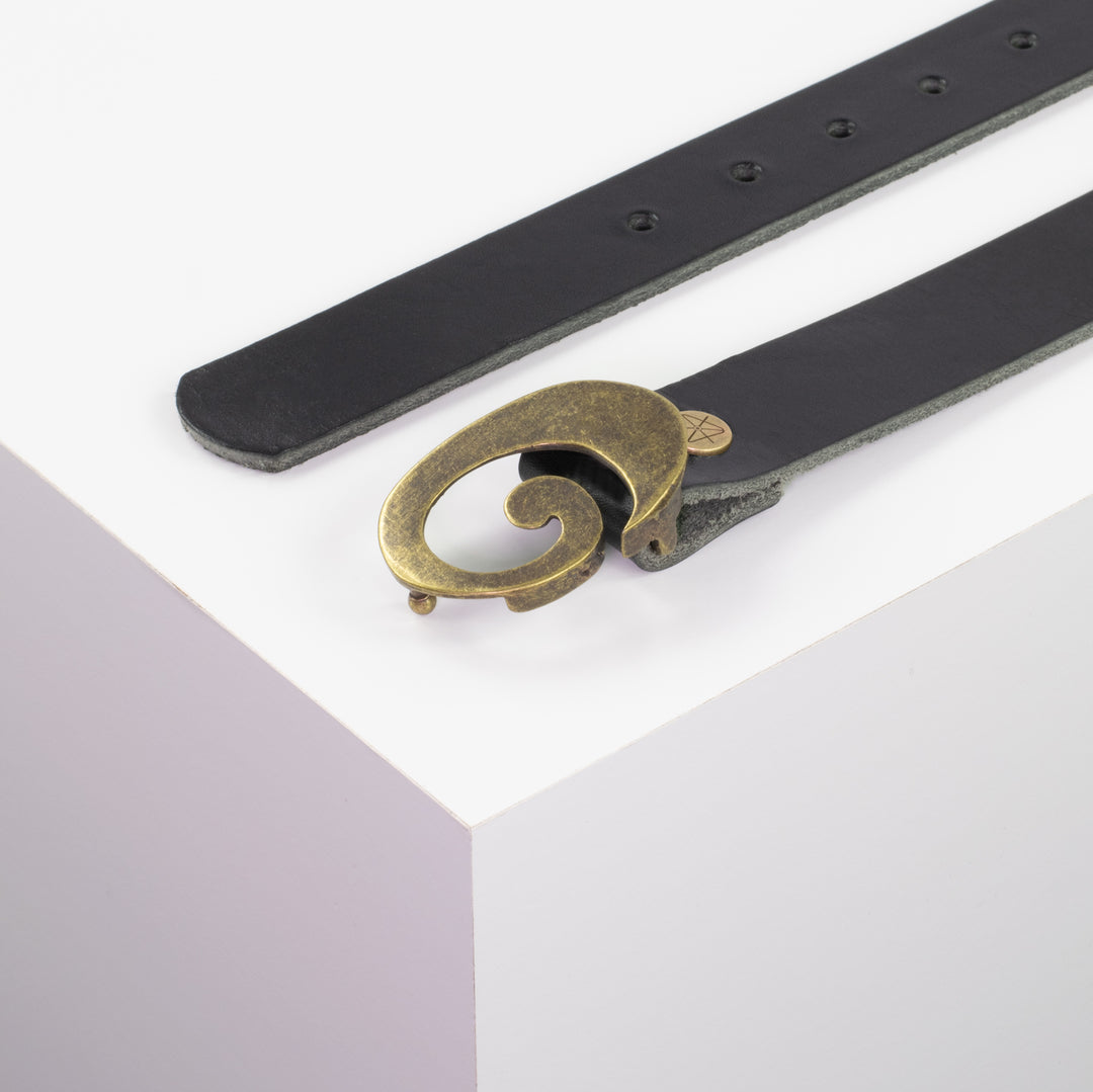 Ledergürtel 3cm mit Schnalle Schnecke messing schwarz ohne Muster