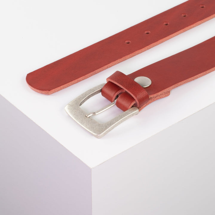 Ledergürtel 3,5cm mit Schnalle Madrid silber matt rot ohne Muster